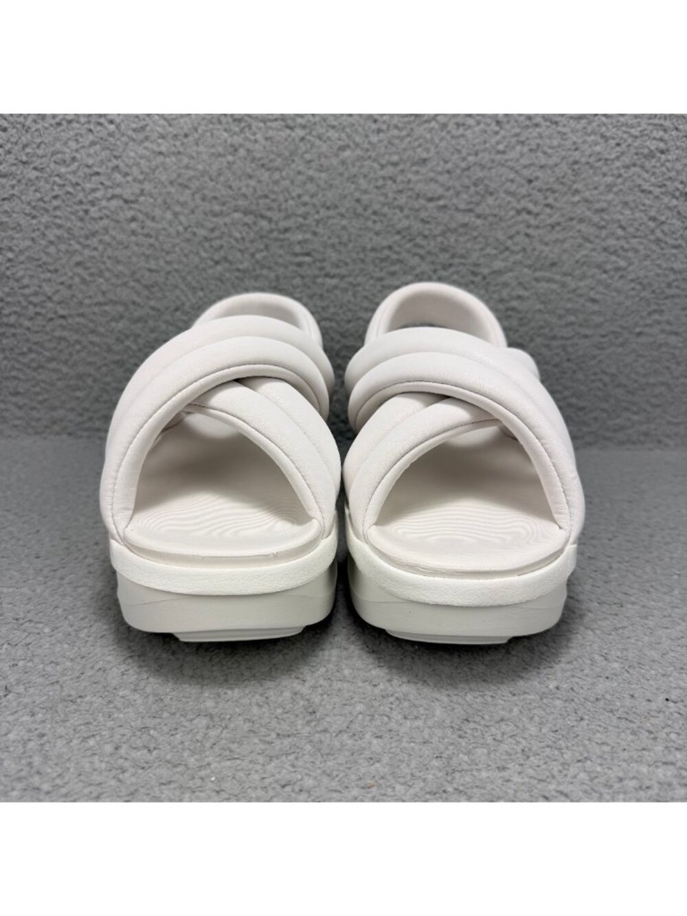 Nike Air Max Isla Sandals Womens 8 Shoes Summit White Platform Chunky Slingback - Picture 4 of 10